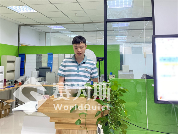 乘势而上 再创新高：第二季度工作总结与下一阶段战略部署会议